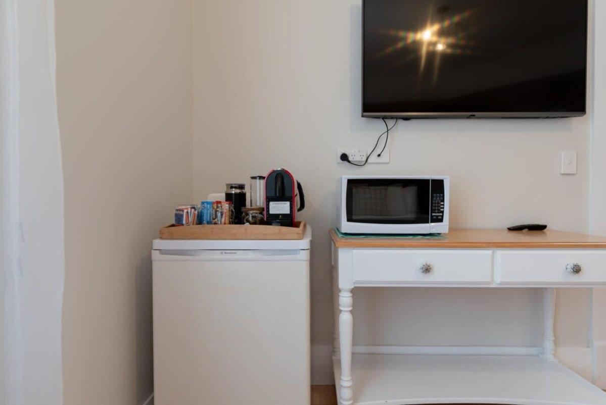לונסטון Cosy Accommodation Moments From The Centre Of Town With Wifi מראה חיצוני תמונה